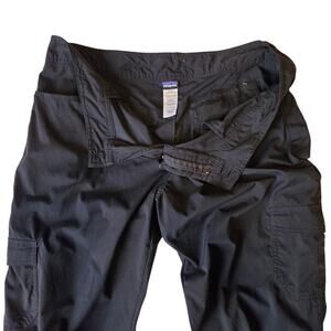 Patagonia Women's Outdoor Everyday Cargo Hiking Pants sz 14 Black Roll-up